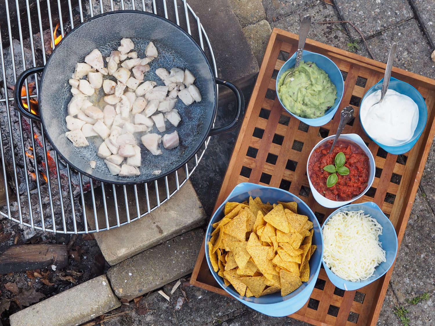 Nachos over bål