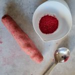 Konfekt med hindbær marcipan og nougat